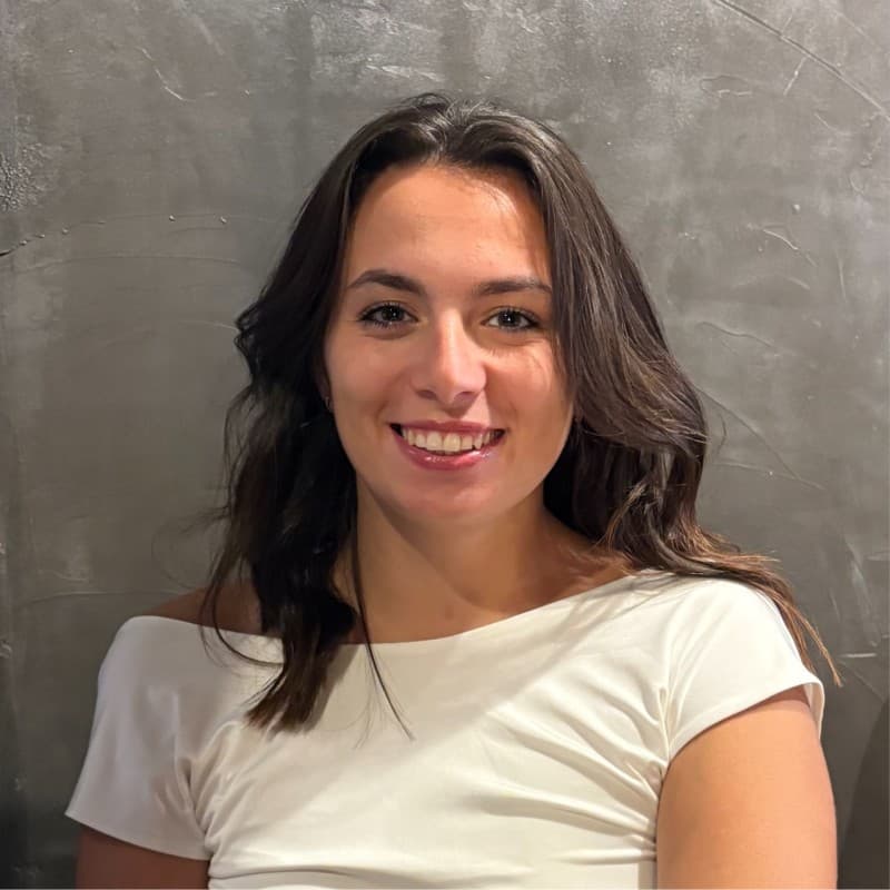 Mlle Amélie Tenouche - Clerc de Notaire